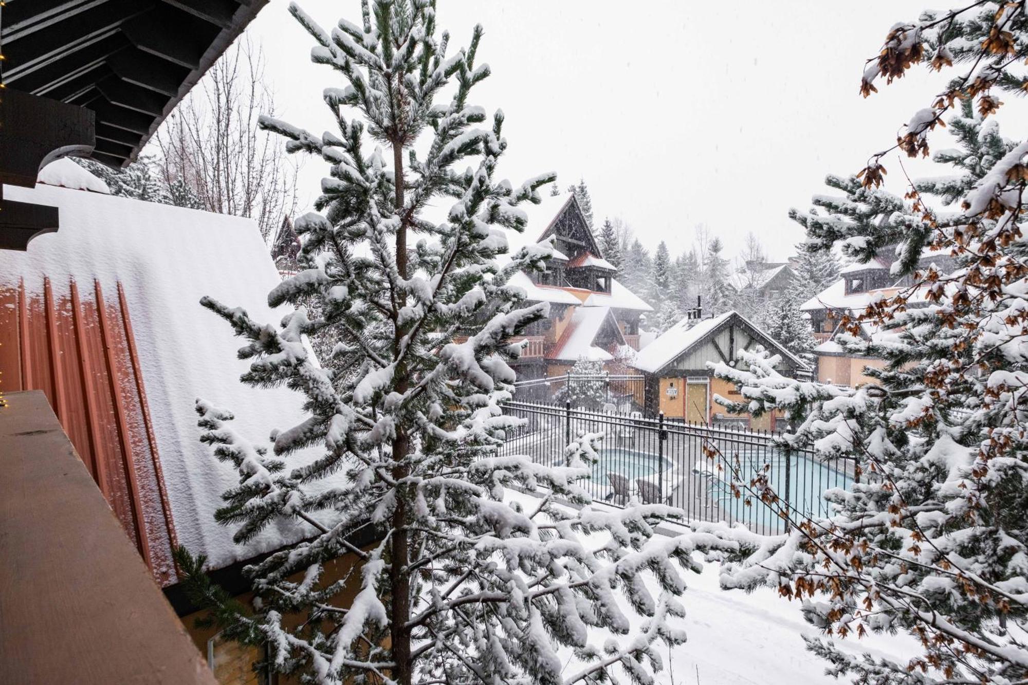 Villa Sunpath By Outpost Whistler Exterior foto